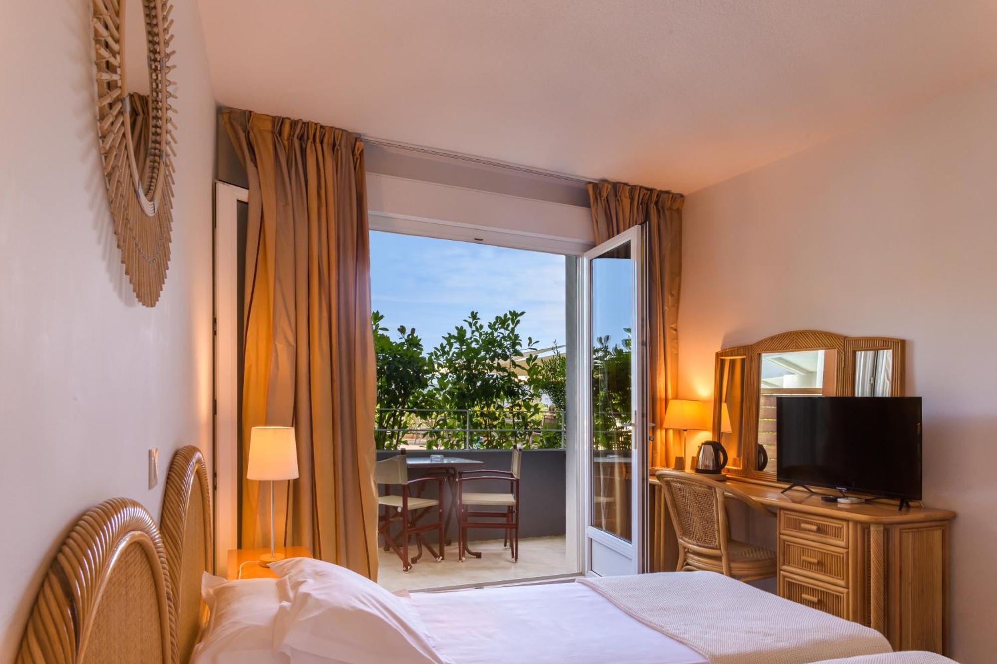 Hotel Le Tilbury Porto Vecchio Esterno foto